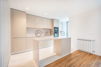 Apartamento T2 para Venda em Gavião