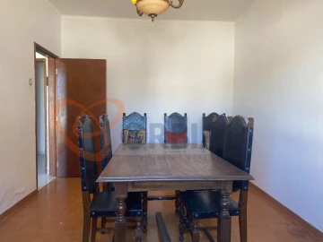 Moradia T4 para Venda em Luz de Tavira e Santo Estêvão