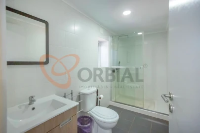Moradia T4 para Venda em Paderne