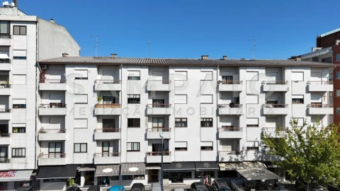Apartamento T2 para Venda em Gondomar (São Cosme), Valbom e Jovim