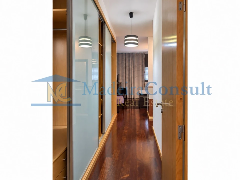 Apartamento T2 para Venda em Santo Antonio Foto 6
