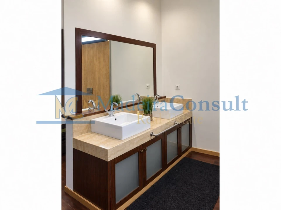 Apartamento T2 para Venda em Santo Antonio Foto 8