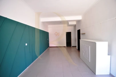 Loja para Venda em Seixal, Arrentela e Aldeia de Paio Pires