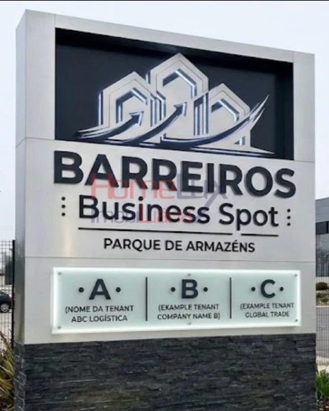 Armazém para Arrendamento em Fânzeres e São Pedro da Cova