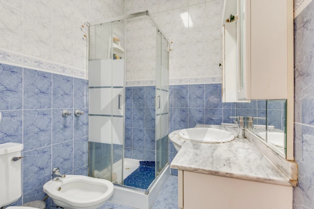 Apartamento T3 para Venda em Arroios Foto 18