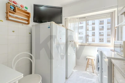 Apartamento T2 para Venda em Oeiras e São Julião da Barra, Paço de Arcos e Caxias