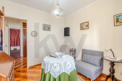 Apartamento T2 para Venda em Oeiras e São Julião da Barra, Paço de Arcos e Caxias