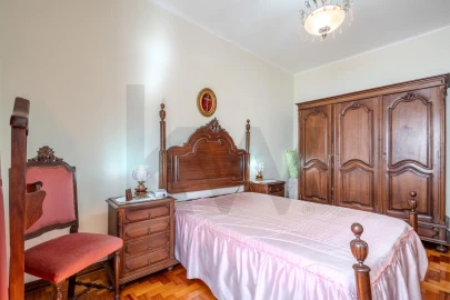 Apartamento T2 para Venda em Oeiras e São Julião da Barra, Paço de Arcos e Caxias