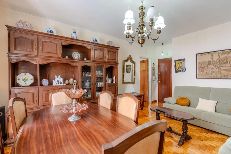 Apartamento T2 para Venda em Oeiras e São Julião da Barra, Paço de Arcos e Caxias Foto 8