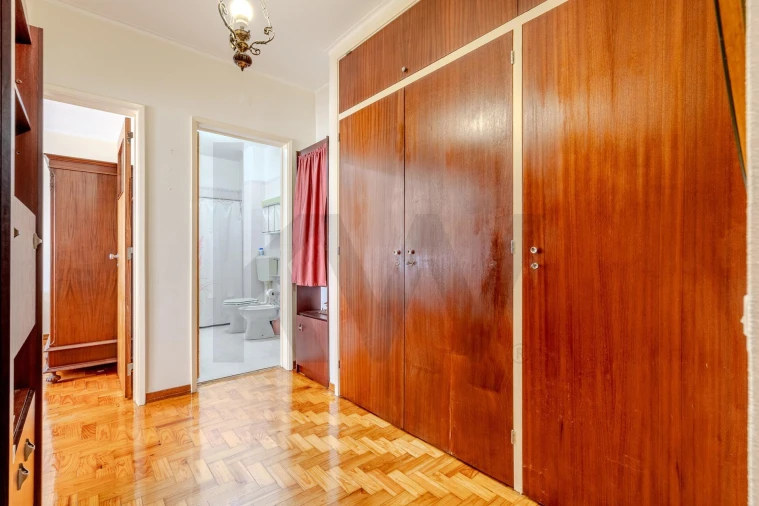 Apartamento T2 para Venda em Oeiras e São Julião da Barra, Paço de Arcos e Caxias Foto 16