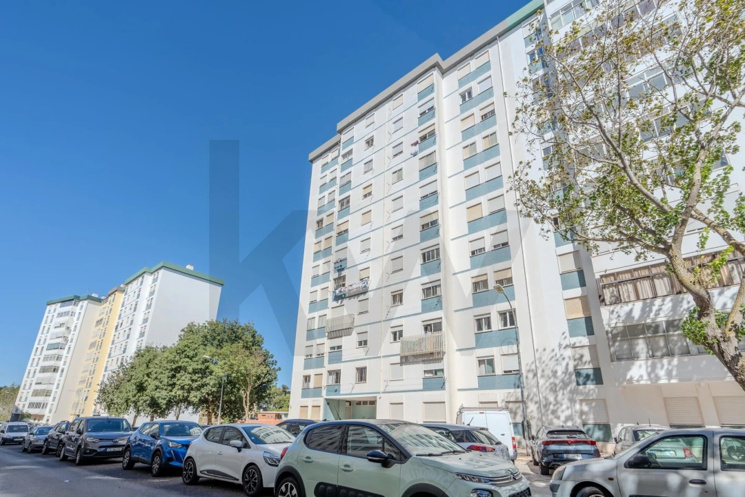Apartamento T2 para Venda em Oeiras e São Julião da Barra, Paço de Arcos e Caxias Foto 1