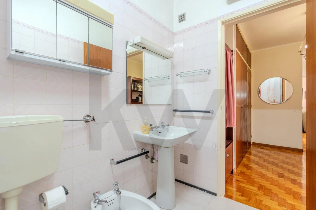 Apartamento T2 para Venda em Oeiras e São Julião da Barra, Paço de Arcos e Caxias Foto 18