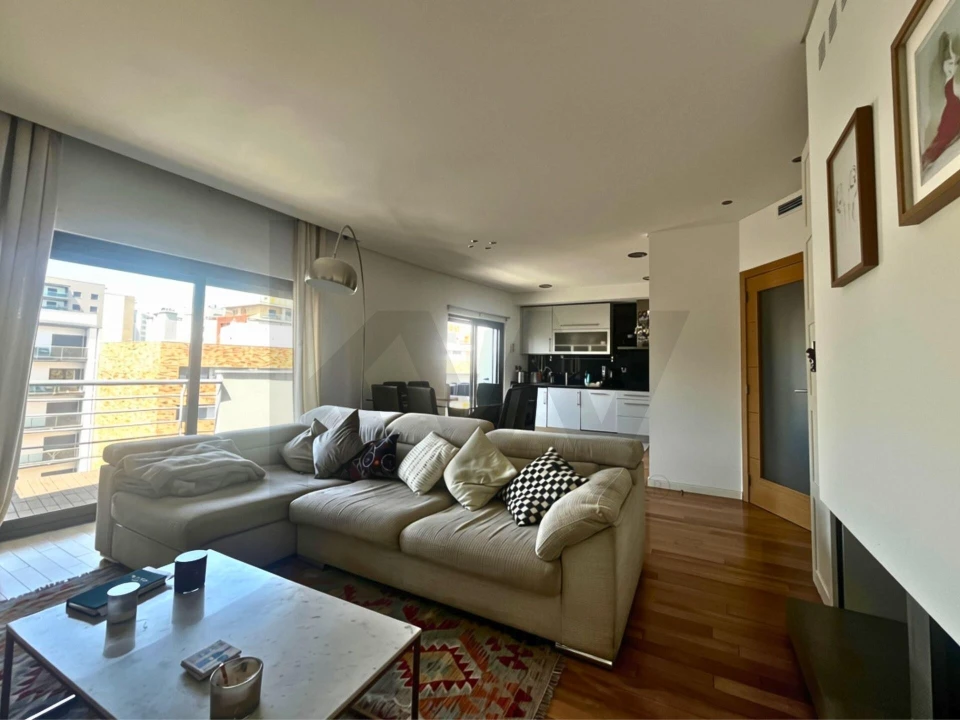 Apartamento T2 para Arrendamento em Odivelas Foto 6