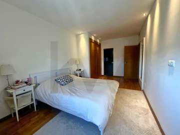 Apartamento T2 para Arrendamento em Odivelas