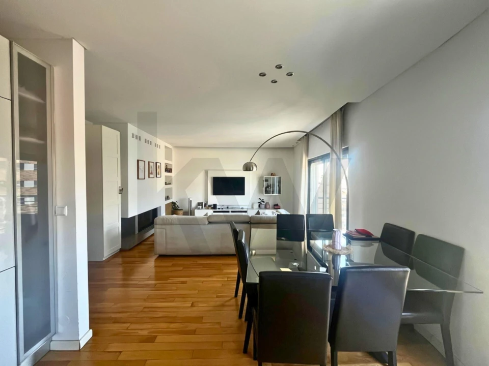 Apartamento T2 para Arrendamento em Odivelas Foto 7