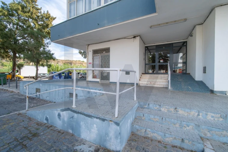 Apartamento T1 para Arrendamento em Costa da Caparica Foto 22