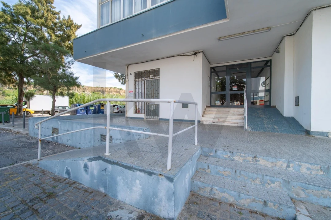 Apartamento T1 para Arrendamento em Costa da Caparica Foto 22