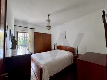 Apartamento T3 para Venda em Carcavelos e Parede