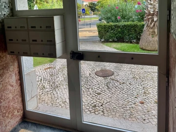 Apartamento T3 para Venda em Carcavelos e Parede