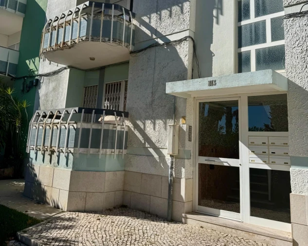 Apartamento T3 para Venda em Carcavelos e Parede Foto 18