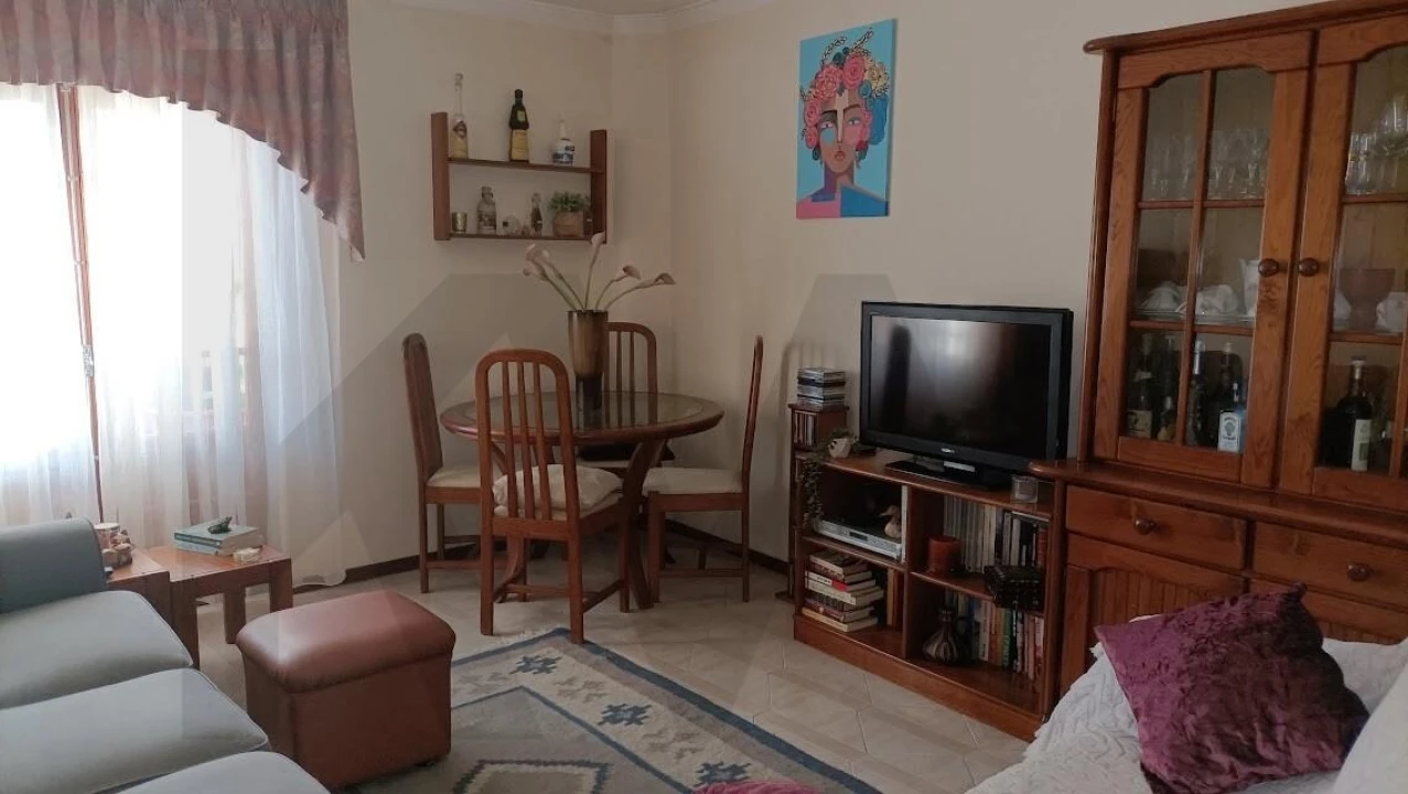 Apartamento T2 para Venda em Moita Foto 2