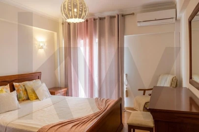 Apartamento T3 para Venda em Ramada e Caneças
