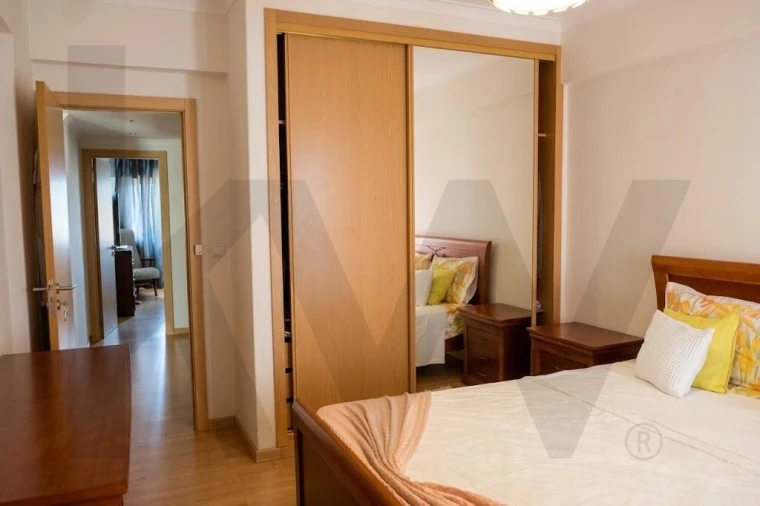 Apartamento T3 para Venda em Ramada e Caneças Foto 10