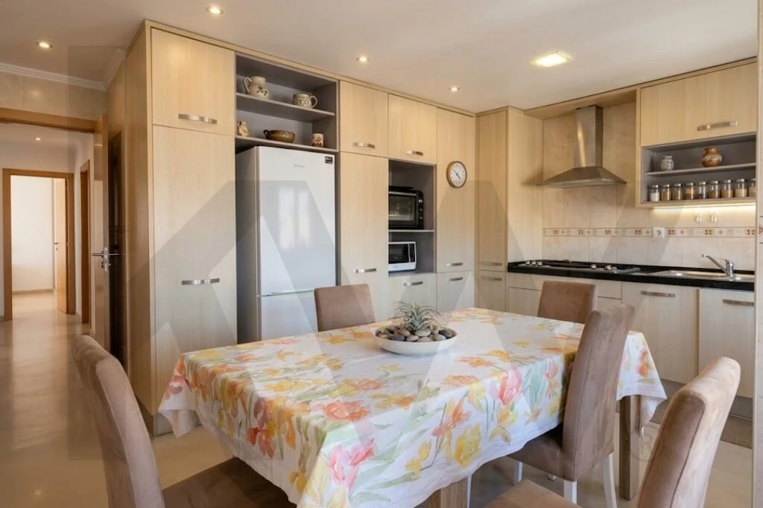 Apartamento T3 para Venda em Ramada e Caneças Foto 4