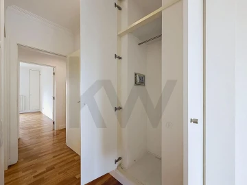 Apartamento T3 para Venda em Queluz e Belas