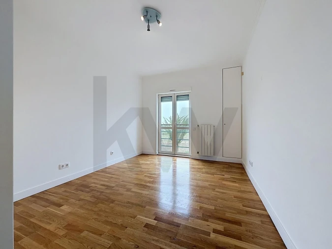 Apartamento T3 para Venda em Queluz e Belas Foto 33