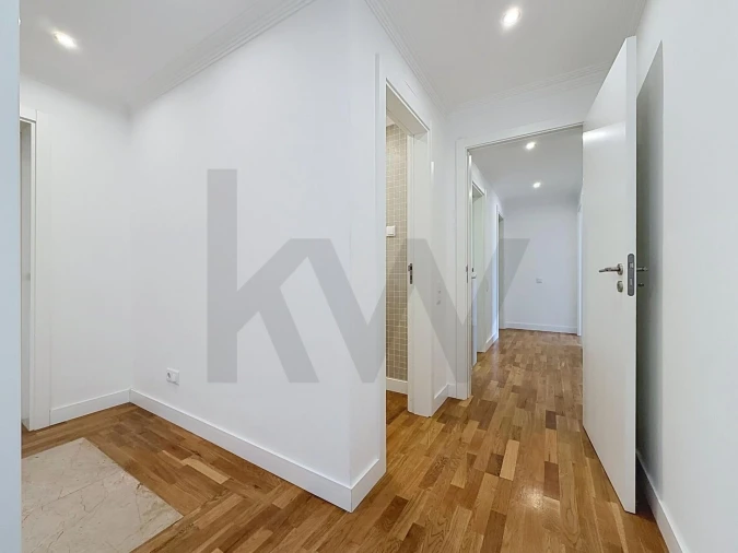 Apartamento T3 para Venda em Queluz e Belas Foto 24