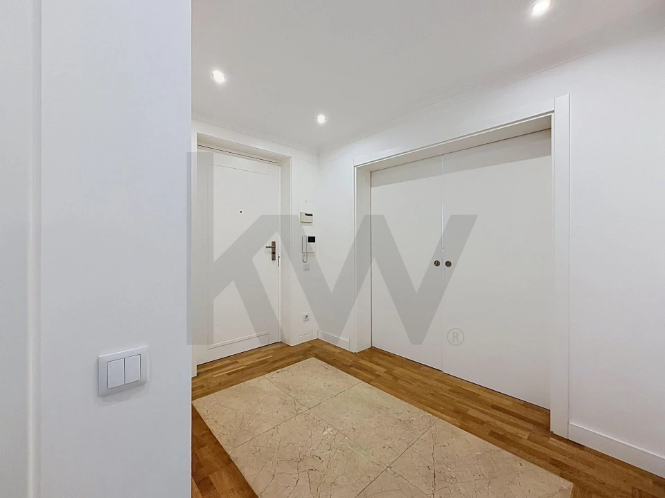 Apartamento T3 para Venda em Queluz e Belas Foto 6