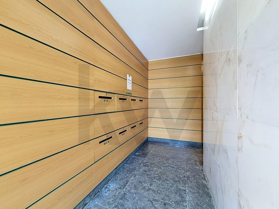 Apartamento T3 para Venda em Queluz e Belas Foto 2