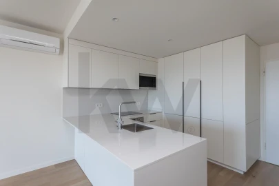 Apartamento T3 para Venda em Algés, Linda-A-Velha e Cruz Quebrada-Dafundo