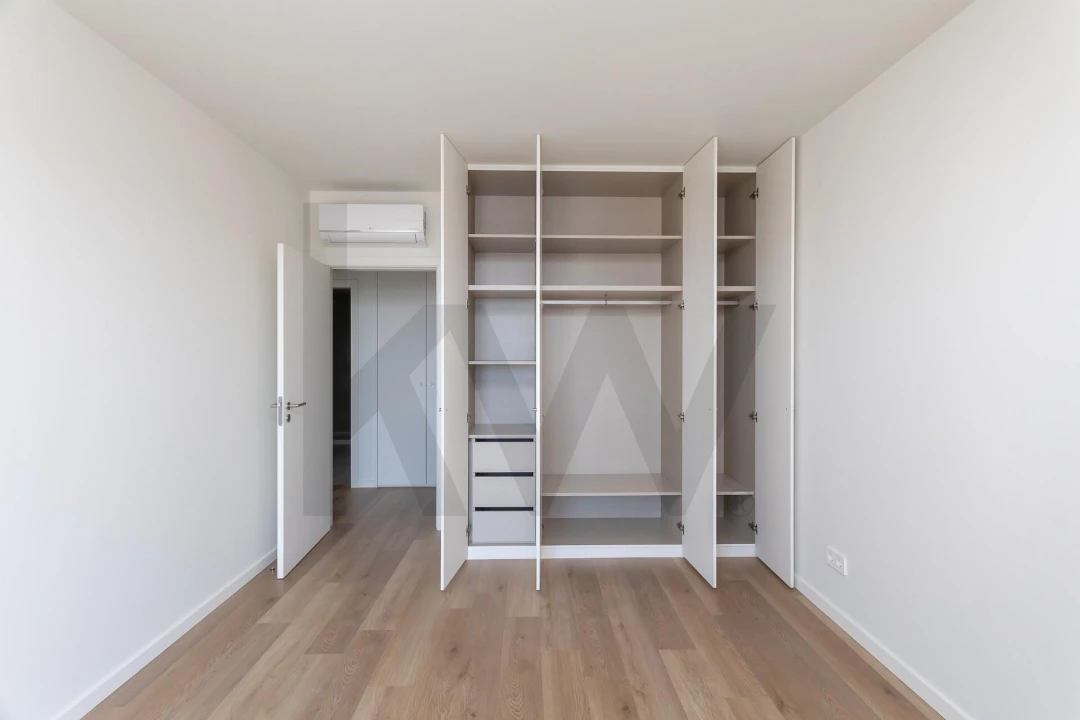 Apartamento T3 para Venda em Algés, Linda-A-Velha e Cruz Quebrada-Dafundo Foto 30