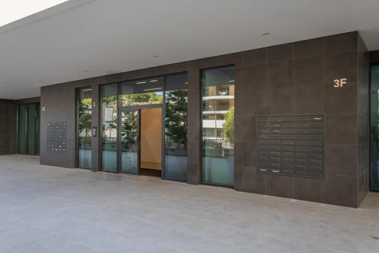 Apartamento T3 para Venda em Algés, Linda-A-Velha e Cruz Quebrada-Dafundo Foto 3