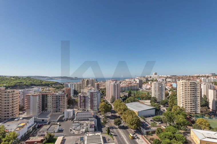Apartamento T3 para Venda em Algés, Linda-A-Velha e Cruz Quebrada-Dafundo Foto 10
