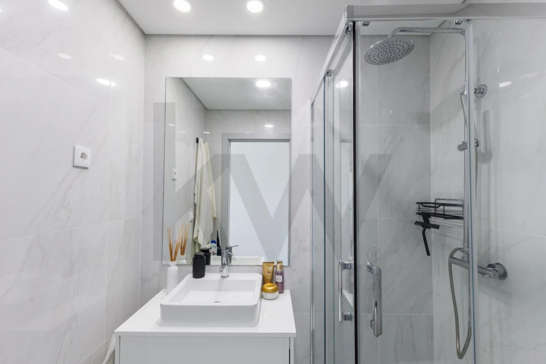 Apartamento T2 para Venda em Venteira Foto 15