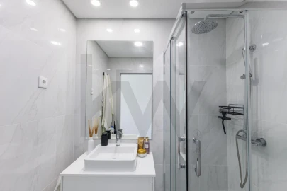Apartamento T2 para Venda em Venteira