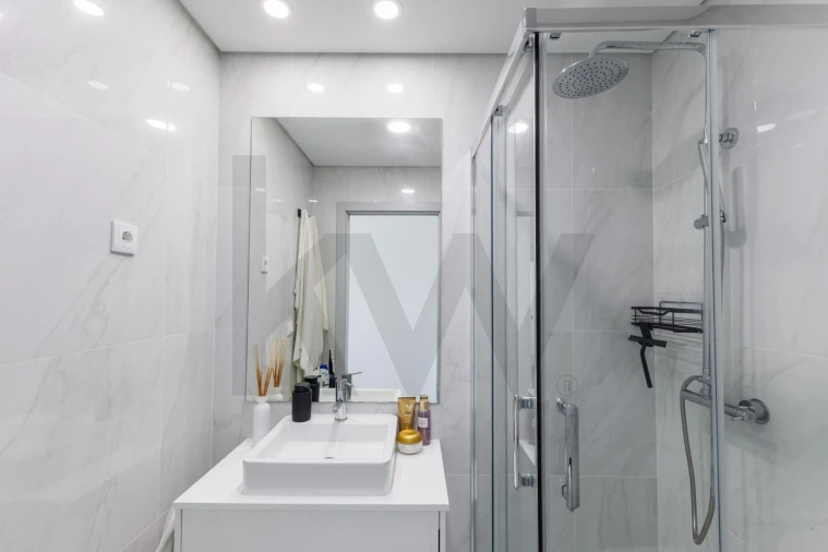 Apartamento T2 para Venda em Venteira Foto 15