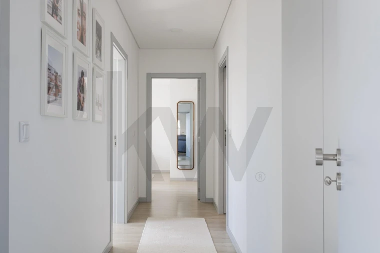 Apartamento T2 para Venda em Venteira Foto 24