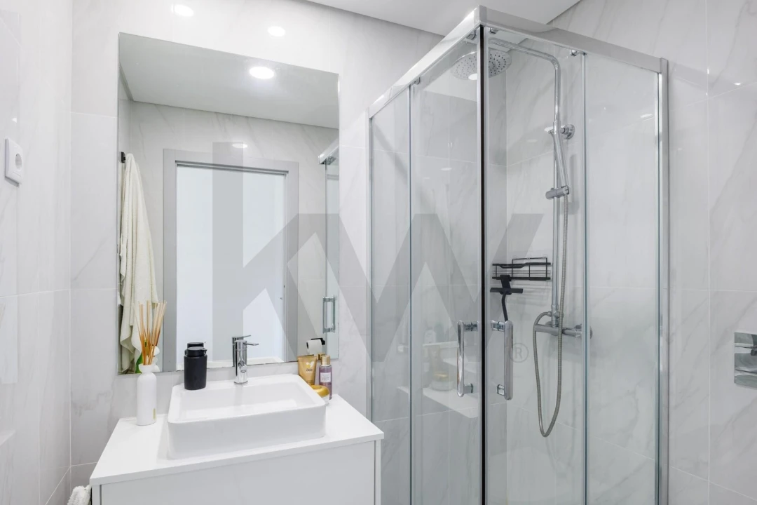 Apartamento T2 para Venda em Venteira Foto 16