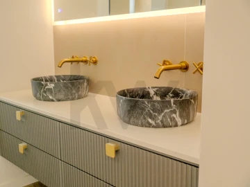 Moradia T5 para Venda em Azoia de Cima e Tremês