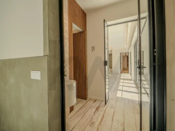 Moradia T5 para Venda em Azoia de Cima e Tremês