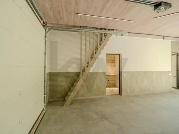 Moradia T5 para Venda em Azoia de Cima e Tremês