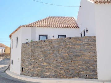Moradia T5 para Venda em Azoia de Cima e Tremês