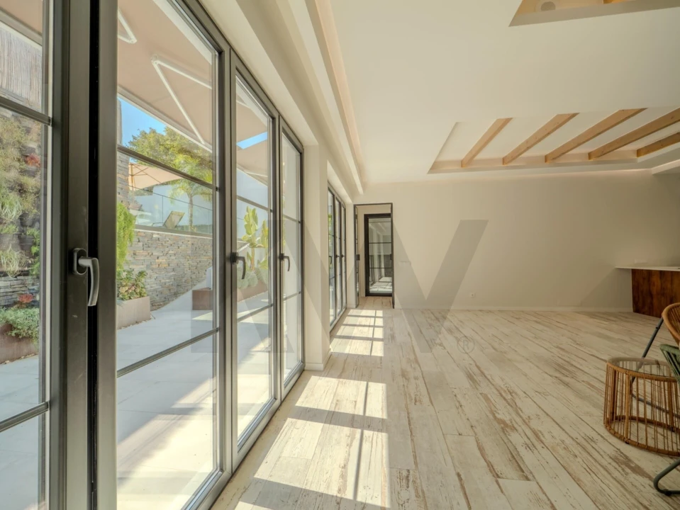 Moradia T5 para Venda em Azoia de Cima e Tremês Foto 7