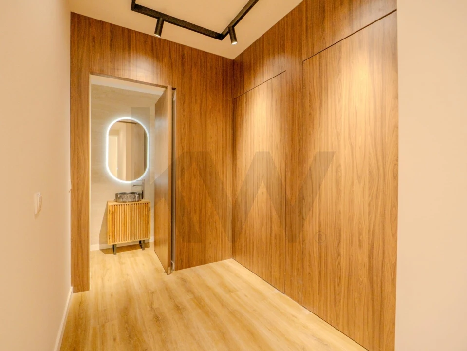 Moradia T5 para Venda em Azoia de Cima e Tremês Foto 68