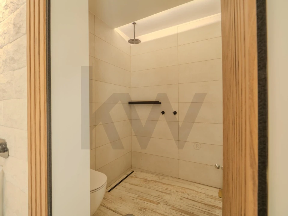 Moradia T5 para Venda em Azoia de Cima e Tremês Foto 125