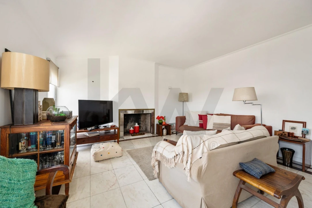 Apartamento T3 para Venda em Alfragide Foto 18